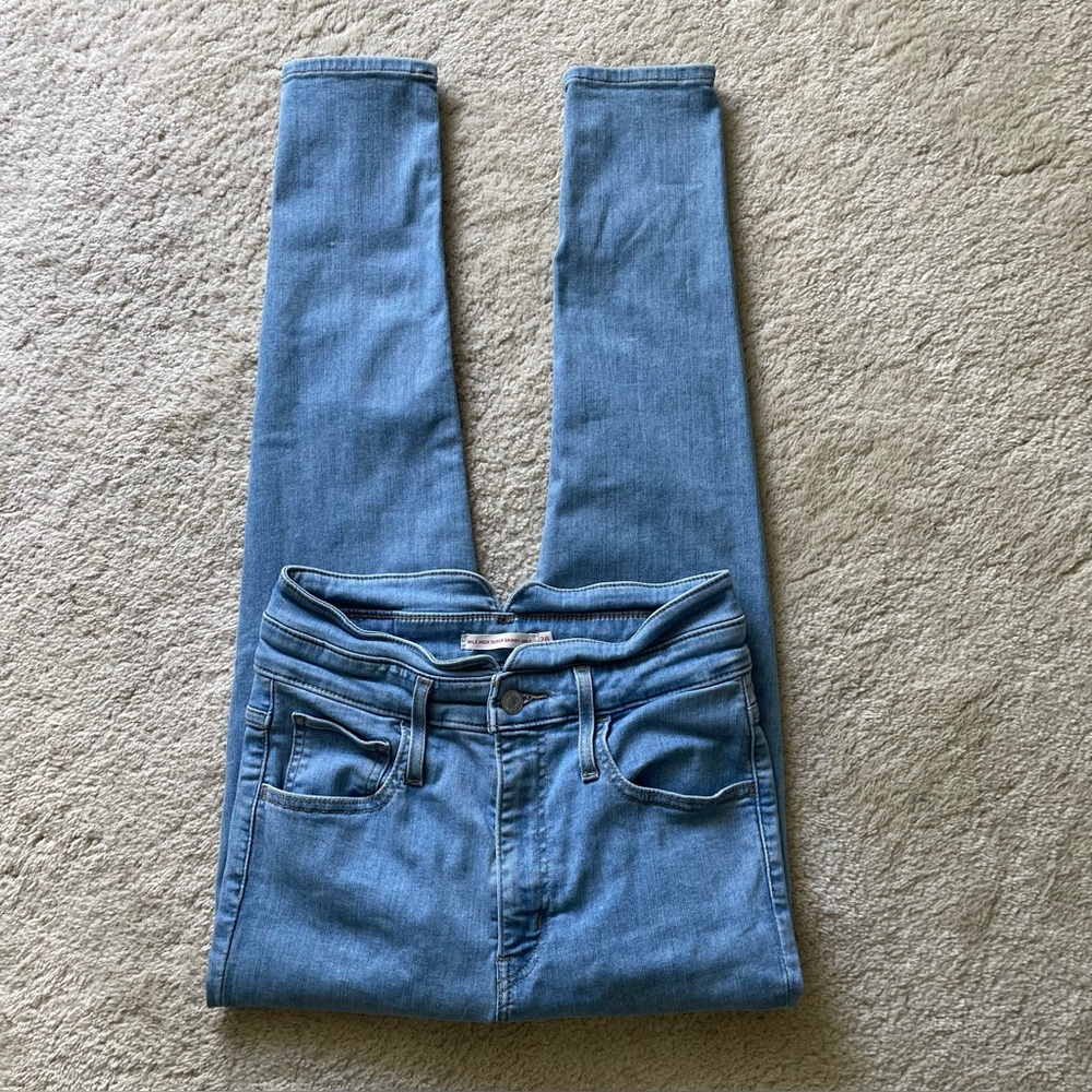 Levi’s Mile High Super Skinny Jeans Size 28